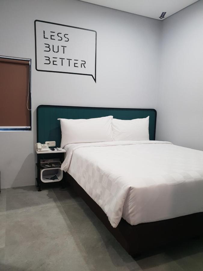 Sambina Prime Hotel Jakarta Ngoại thất bức ảnh